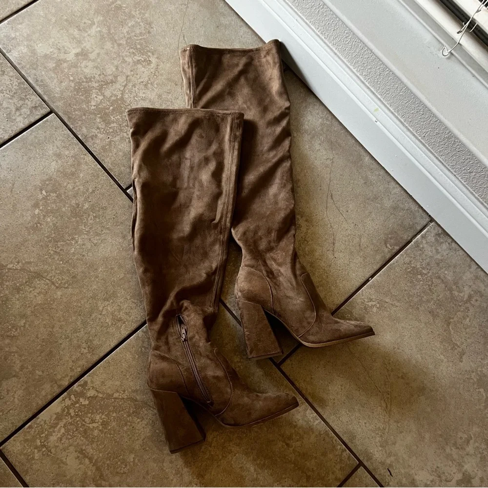 Jessica Simpson Tan Over the Knee Boots - Picture 2 of 5